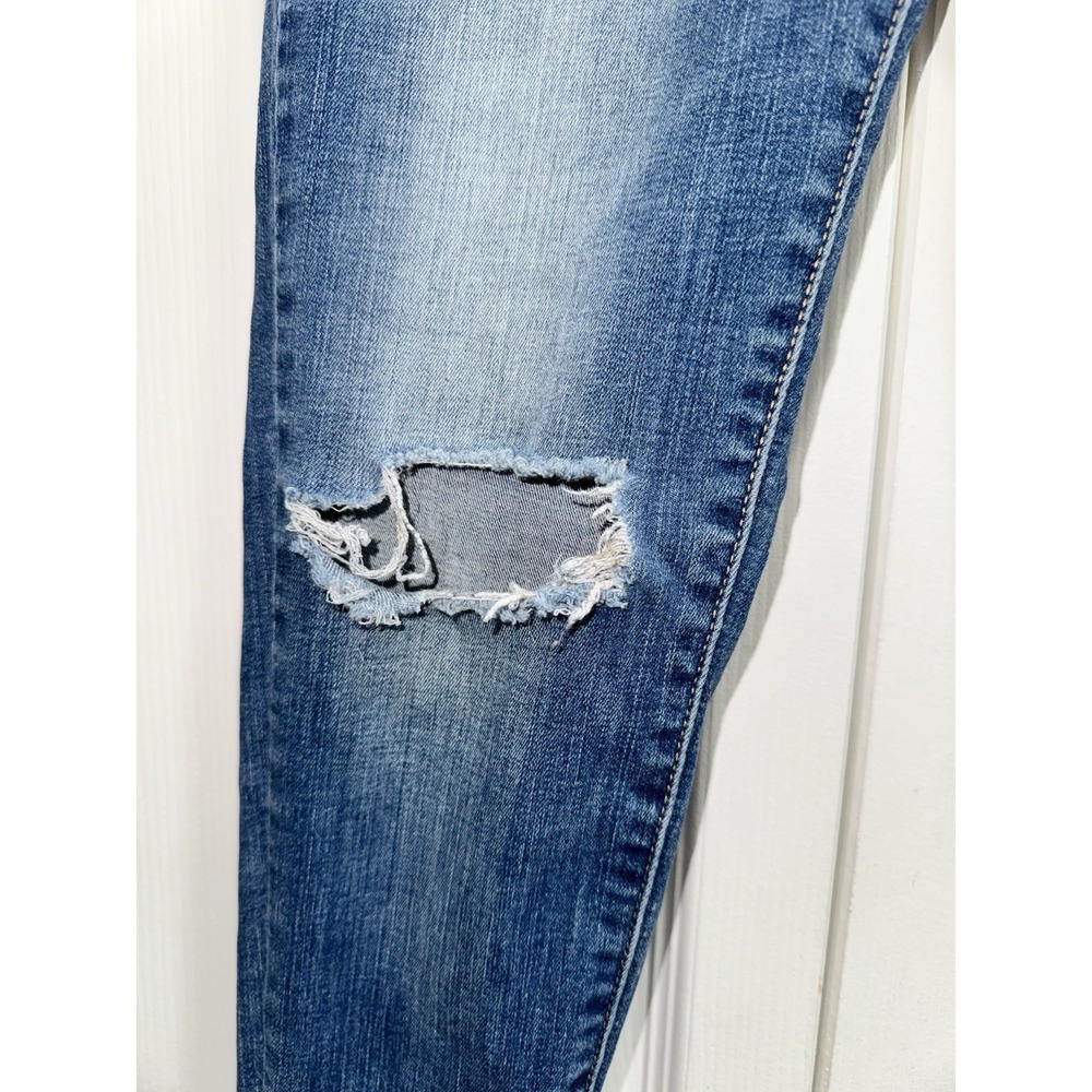 Levi's Women's 702 High Rise Super Skinny Distressed Blue Denim Jeans - Picture 6 of 7